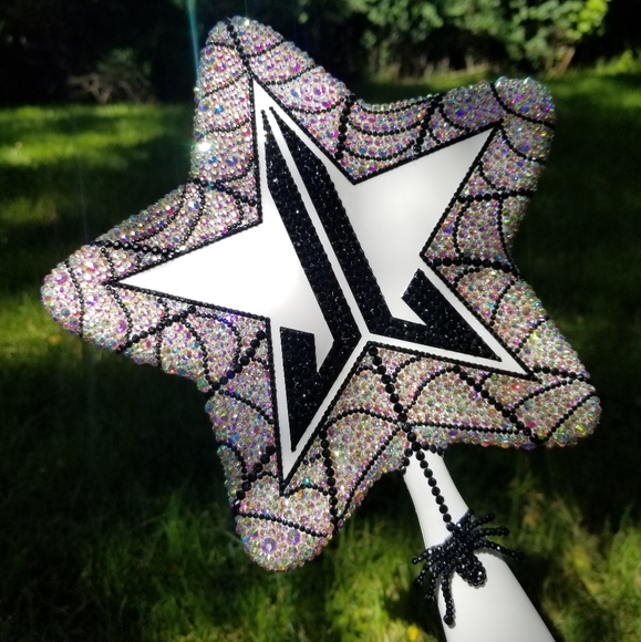 🆕️Jeffree Star, Bling Spider Web Halloween Mirror - Picture 6 of 14